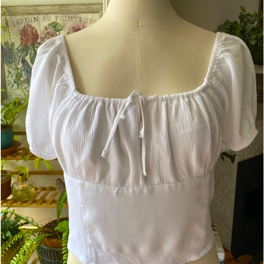 Puff sleeves crop top feminine vibe size M slim fit - Picture 1 of 9
